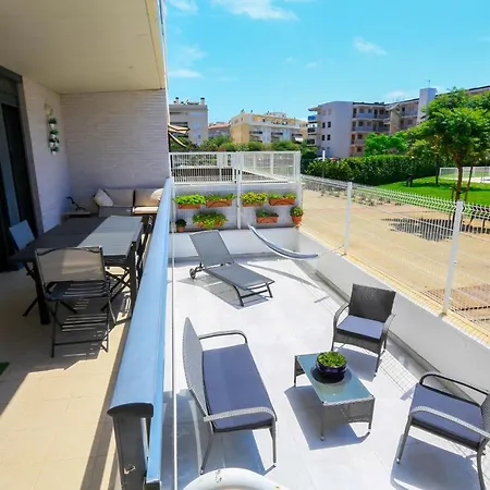 Goleta - Only Families Apartment *