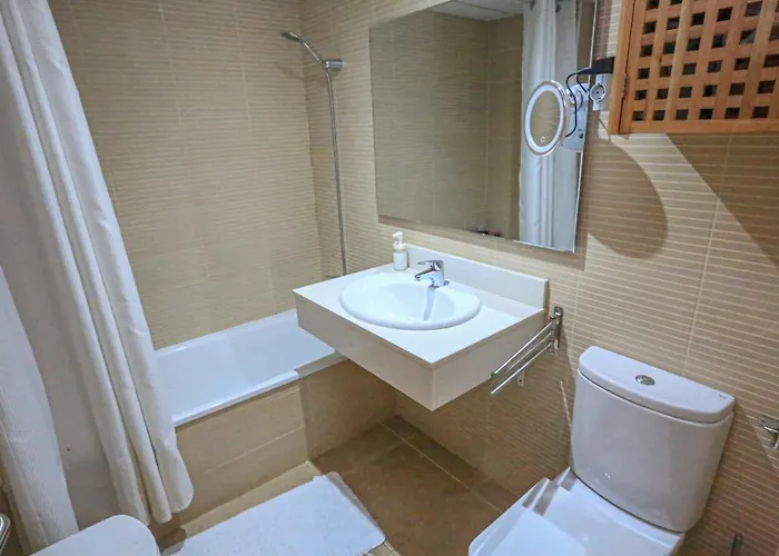 Апартаменты Litoral Costa Dorada - Goleta Only Families Камбрильс